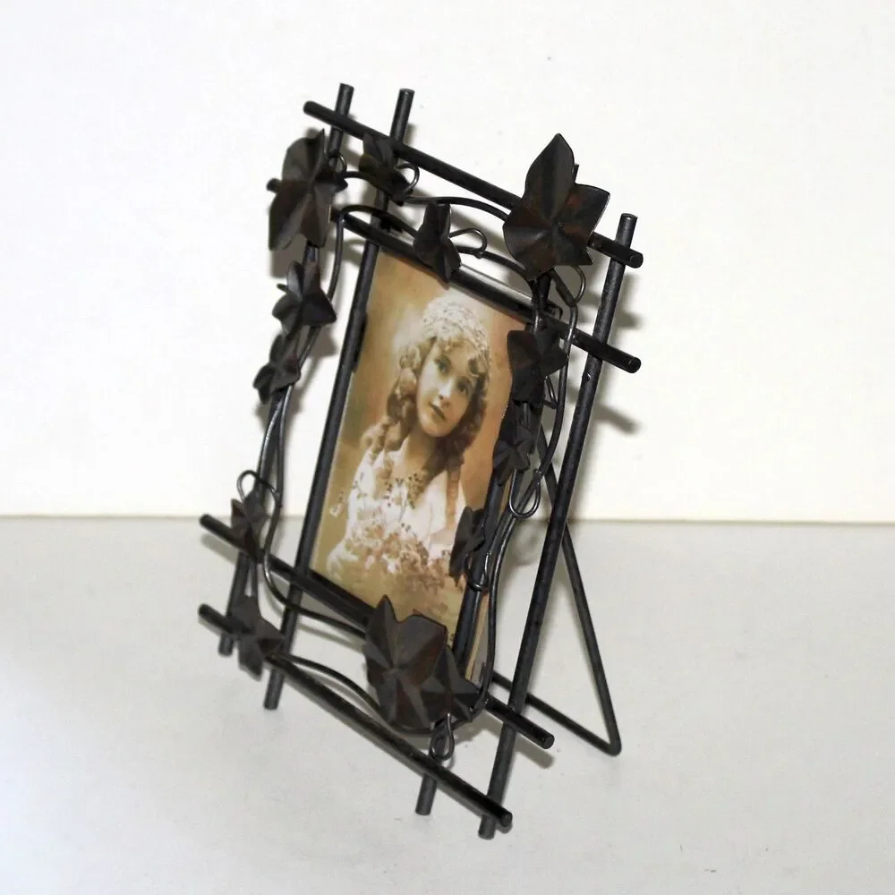 Hermitage Pottery Metal Ivy Leaf Vine Photo Frame vintage floral garden bronze